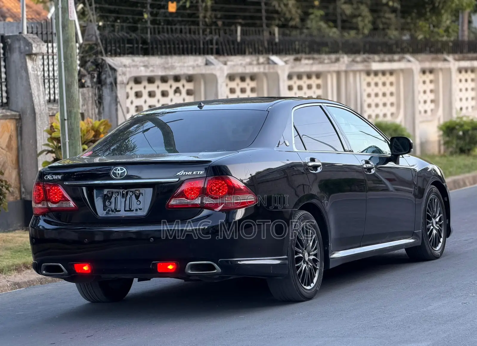 Toyota Crown 2009 Black