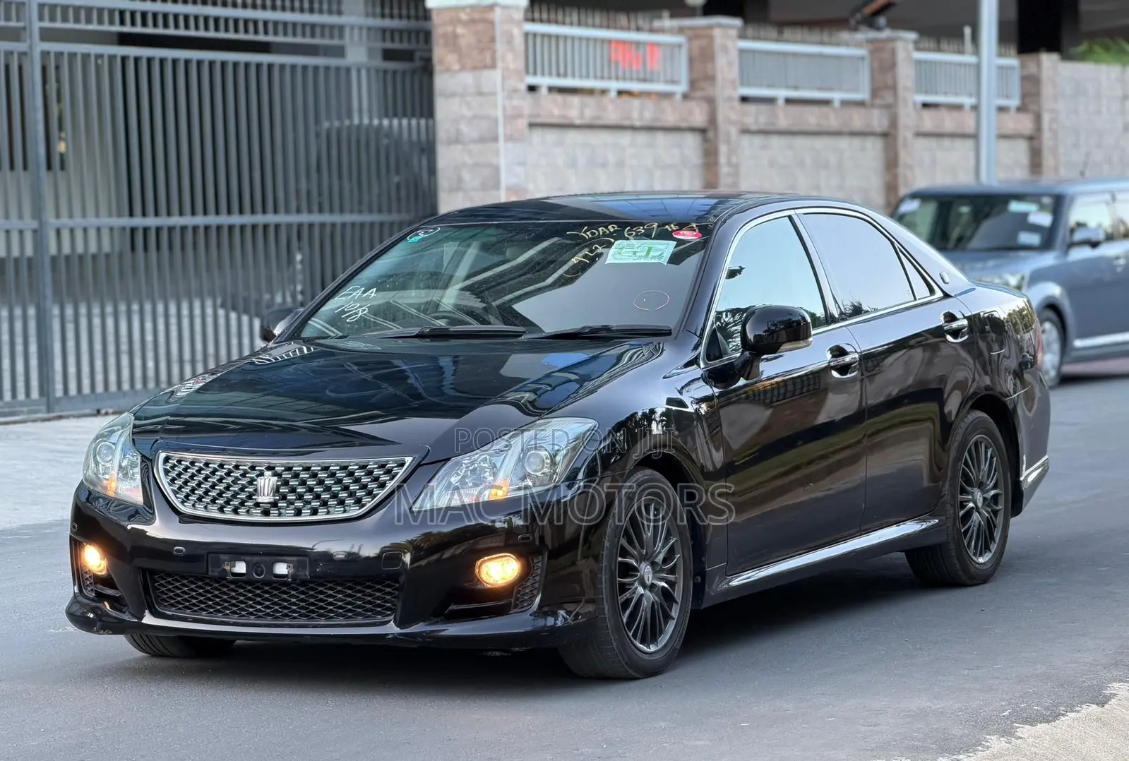 Toyota Crown 2009 Black