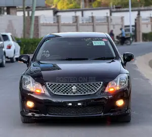 Toyota Crown 2009 Black