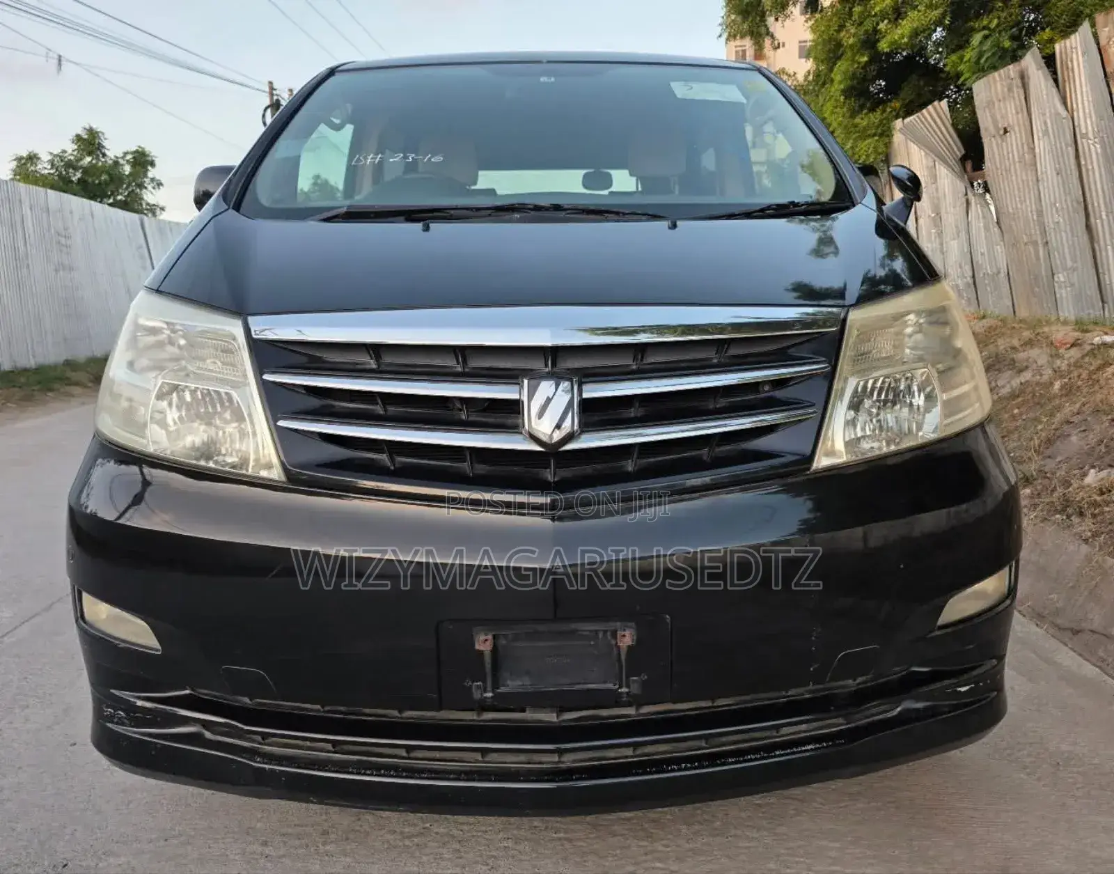 Toyota Alphard 2006 Burgundy