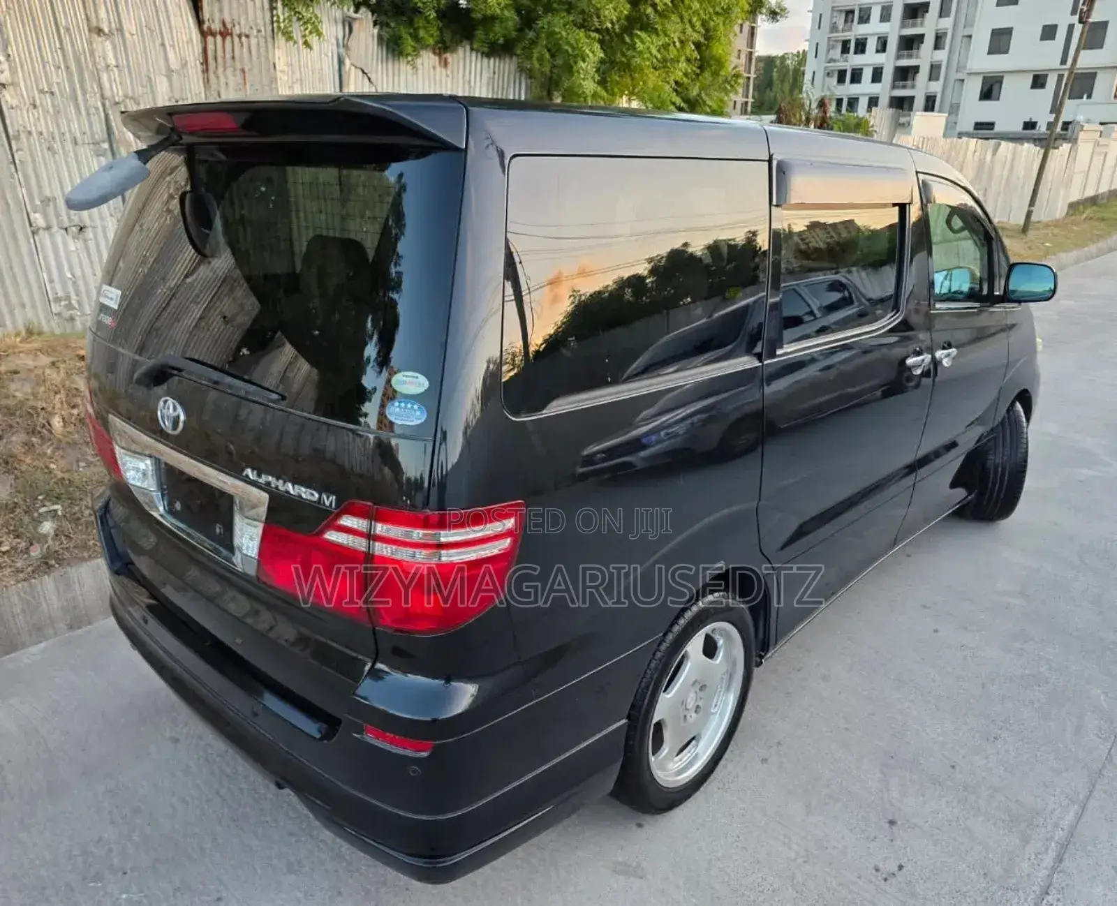 Toyota Alphard 2006 Burgundy