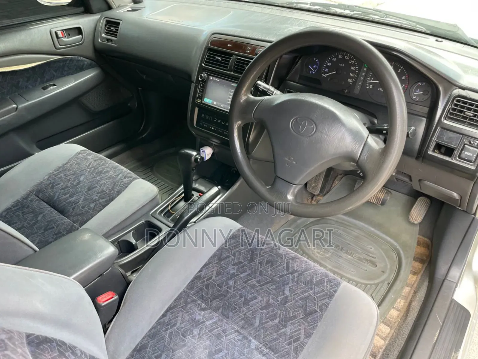 Toyota Carina 2001 Silver