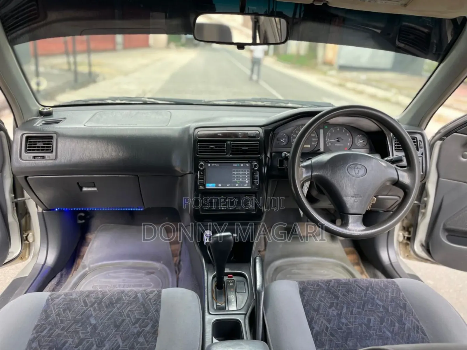 Toyota Carina 2001 Silver