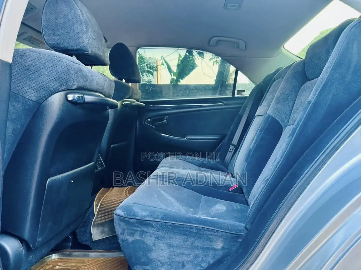 Toyota Crown 2004 Silver