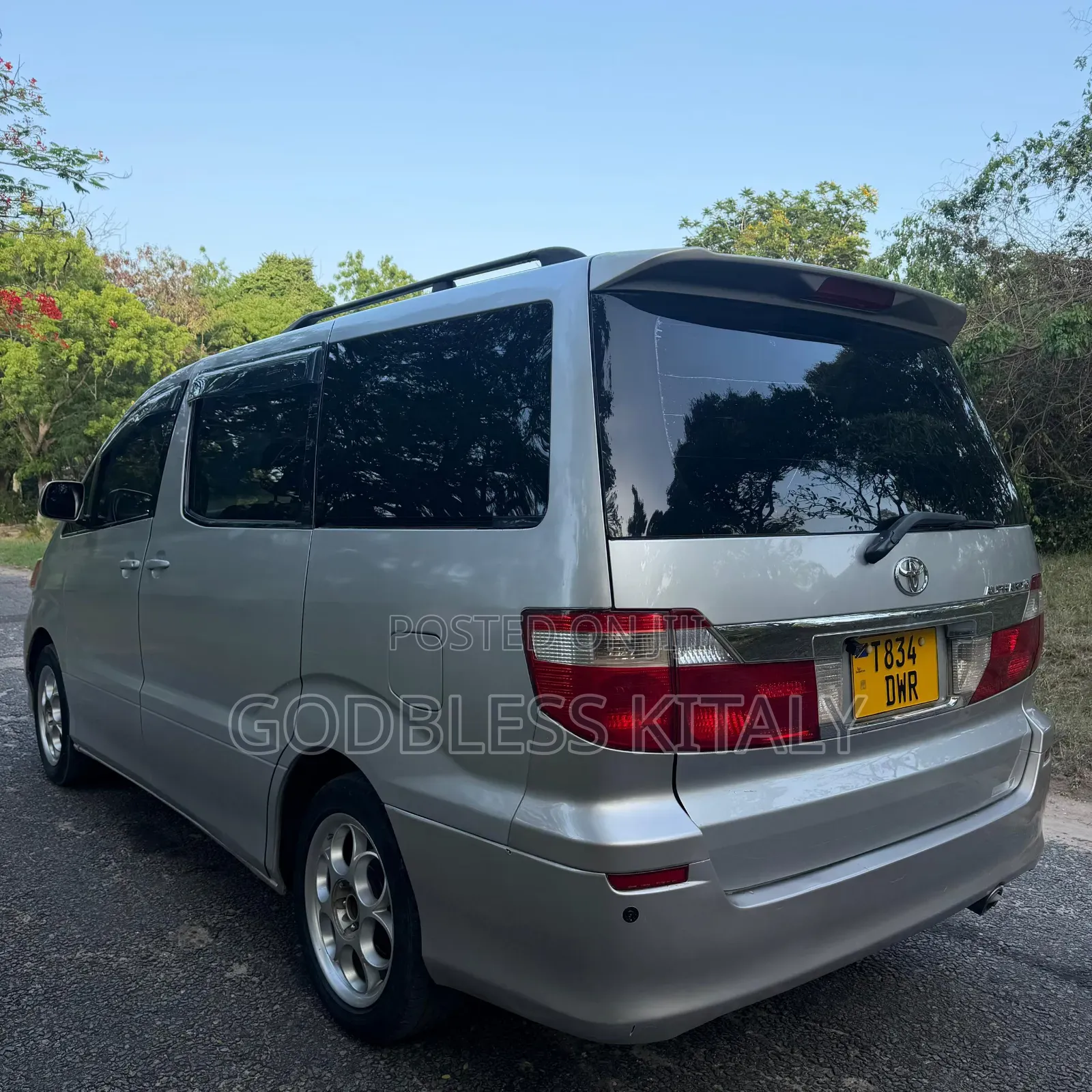 Toyota Alphard 2.4 Petrol FWD 2004 Silver