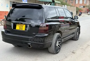 Toyota Kluger 2003 Black