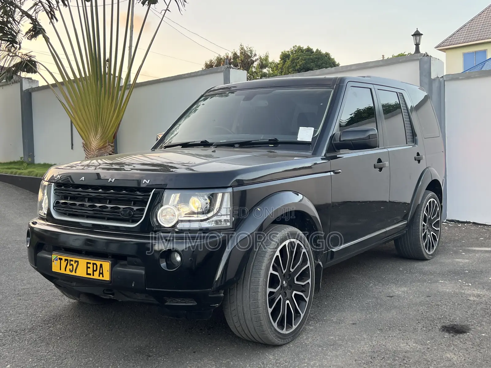 Land Rover Discovery 2004 Black