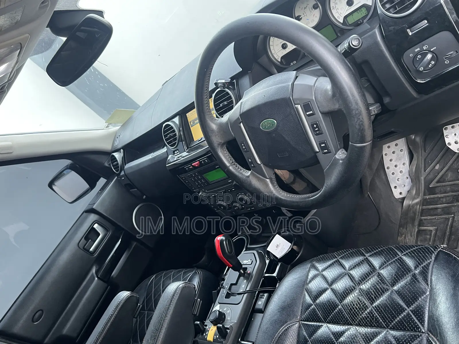Land Rover Discovery 2004 Black