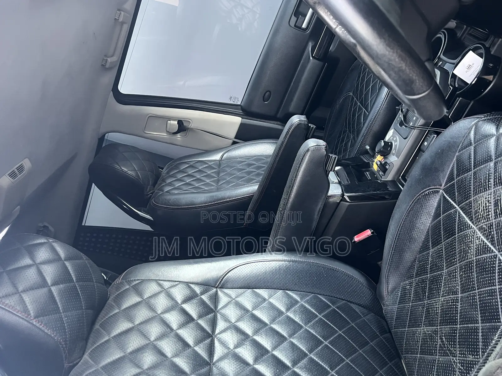 Land Rover Discovery 2004 Black