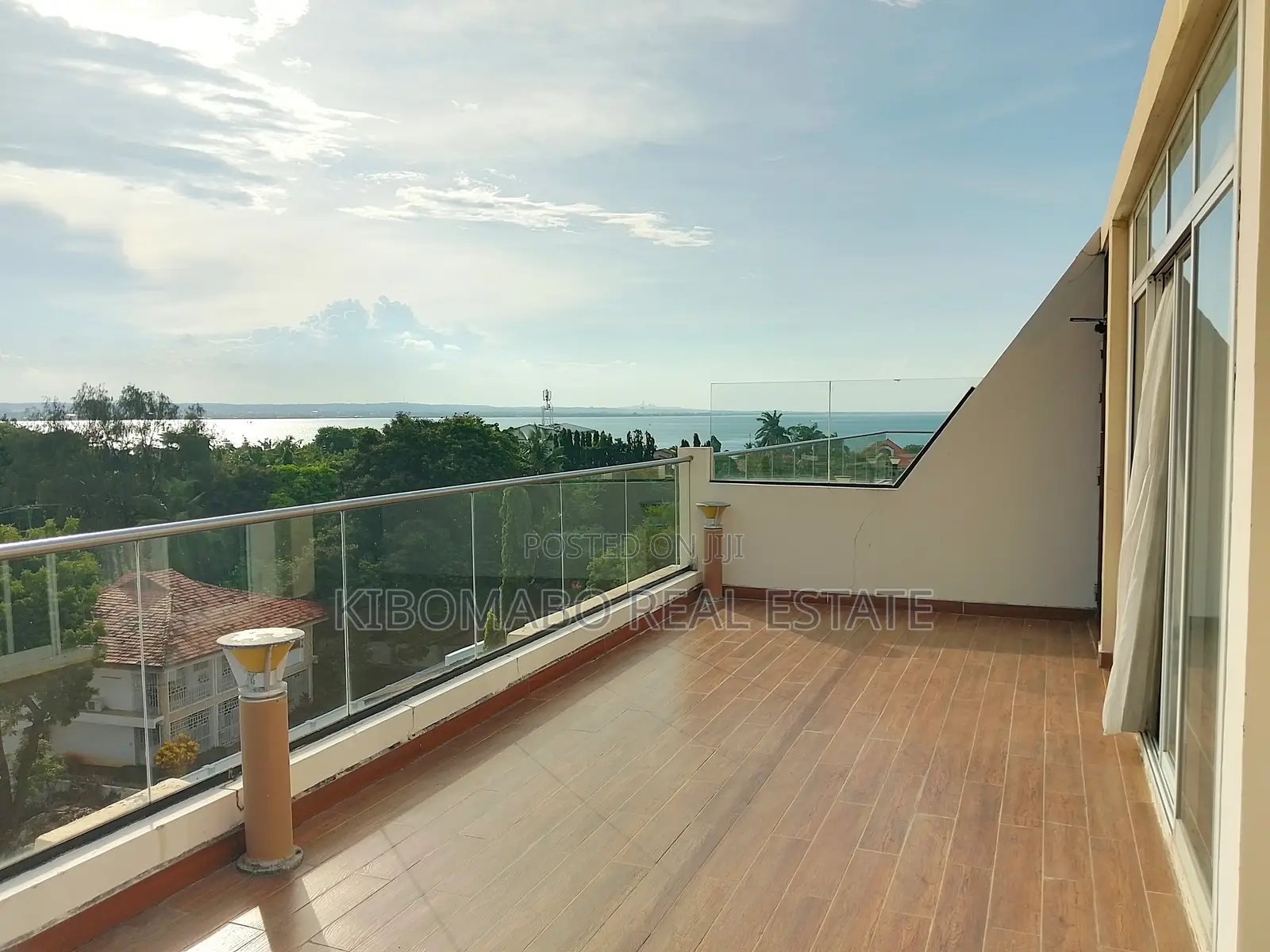 Furnished 1bdrm Penthouse in Masaki for rent