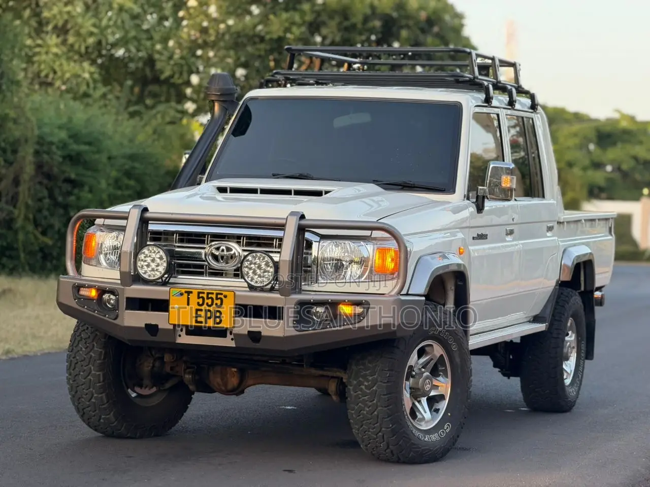 Toyota Land Cruiser 2020 White