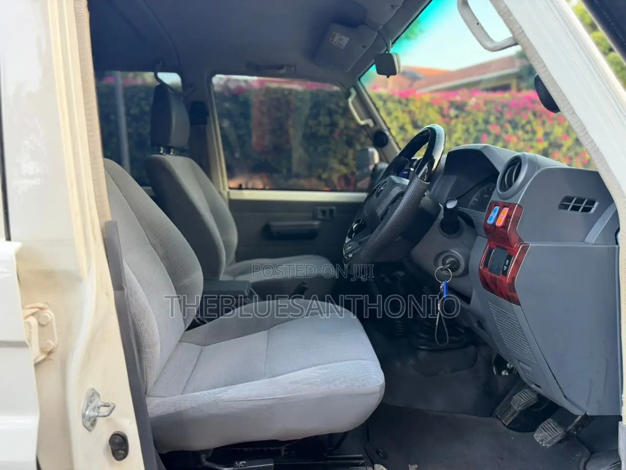 Toyota Land Cruiser 2020 White