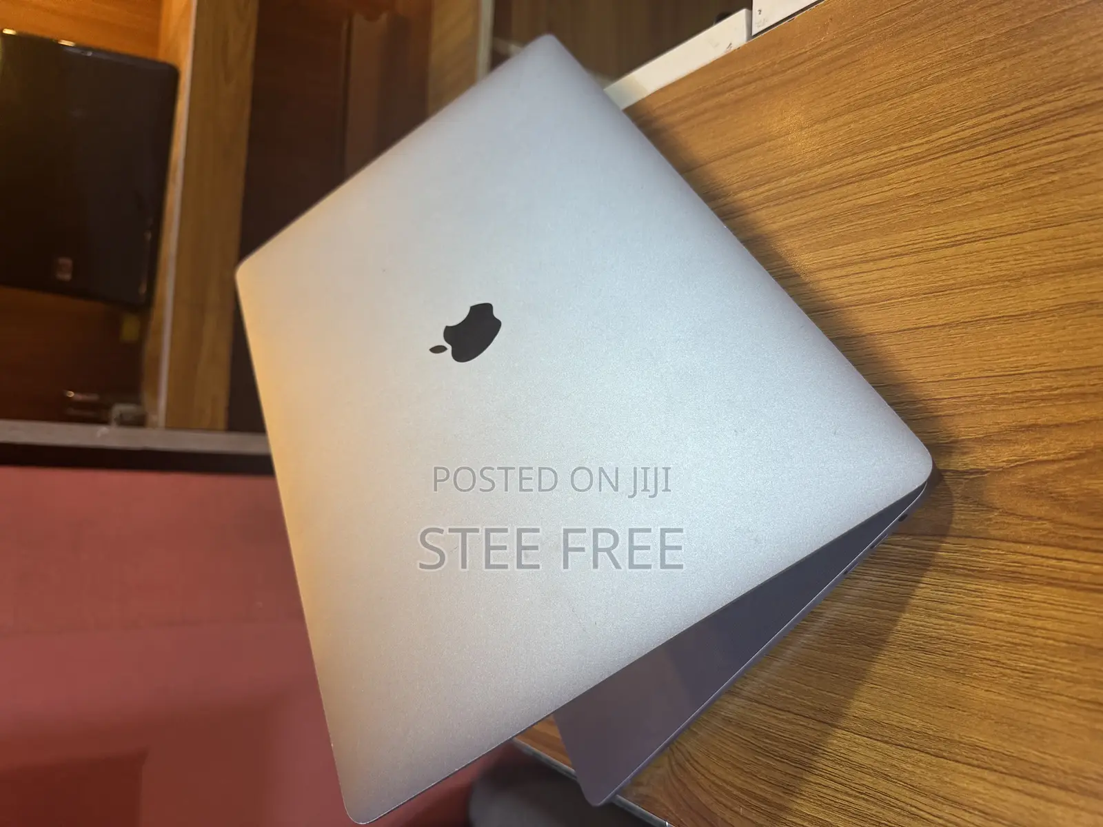 Laptop Apple MacBook Pro 2019 16GB Intel Core I7 SSD 512GB