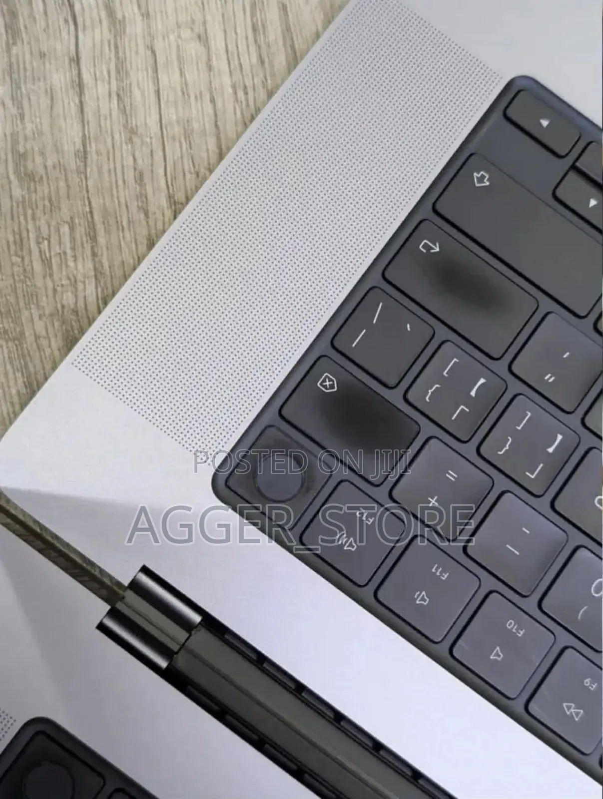 New Laptop Apple MacBook Pro M1 32GB Apple M5 SSD 512GB