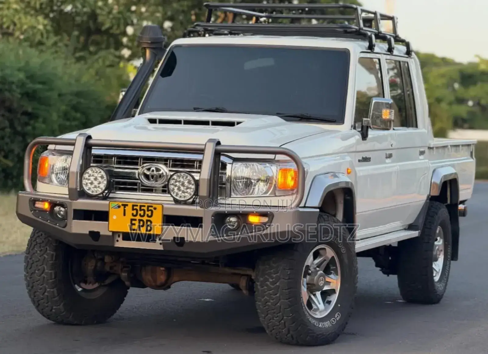 Toyota Land Cruiser 79 Series 2019 Off white