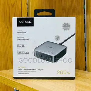 Ugreen Nexode 200w 6-Port Gan Desktop Fast Charger