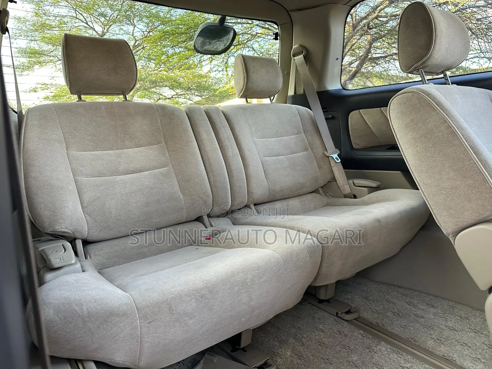 Toyota Alphard 2004 Black