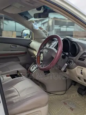 Toyota Harrier 2.4 2005 White