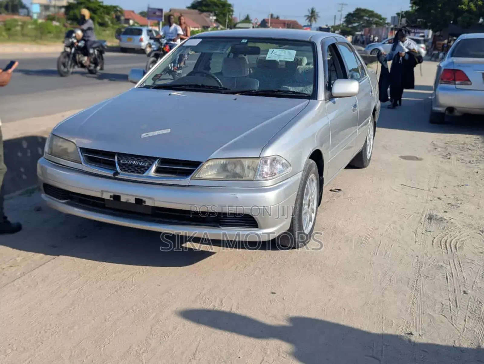 Toyota Carina 1.5 FWD Sedan 2001 Silver