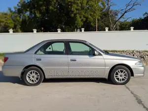 Toyota Carina 1.5 FWD Sedan 2001 Silver
