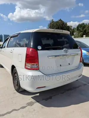 Toyota Wish 2006 White