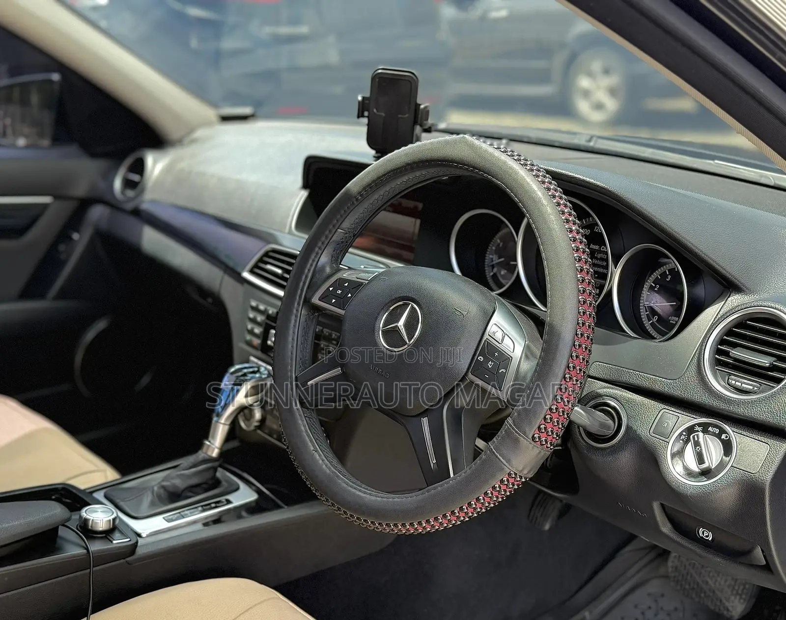 Mercedes-Benz C180 2012 Black