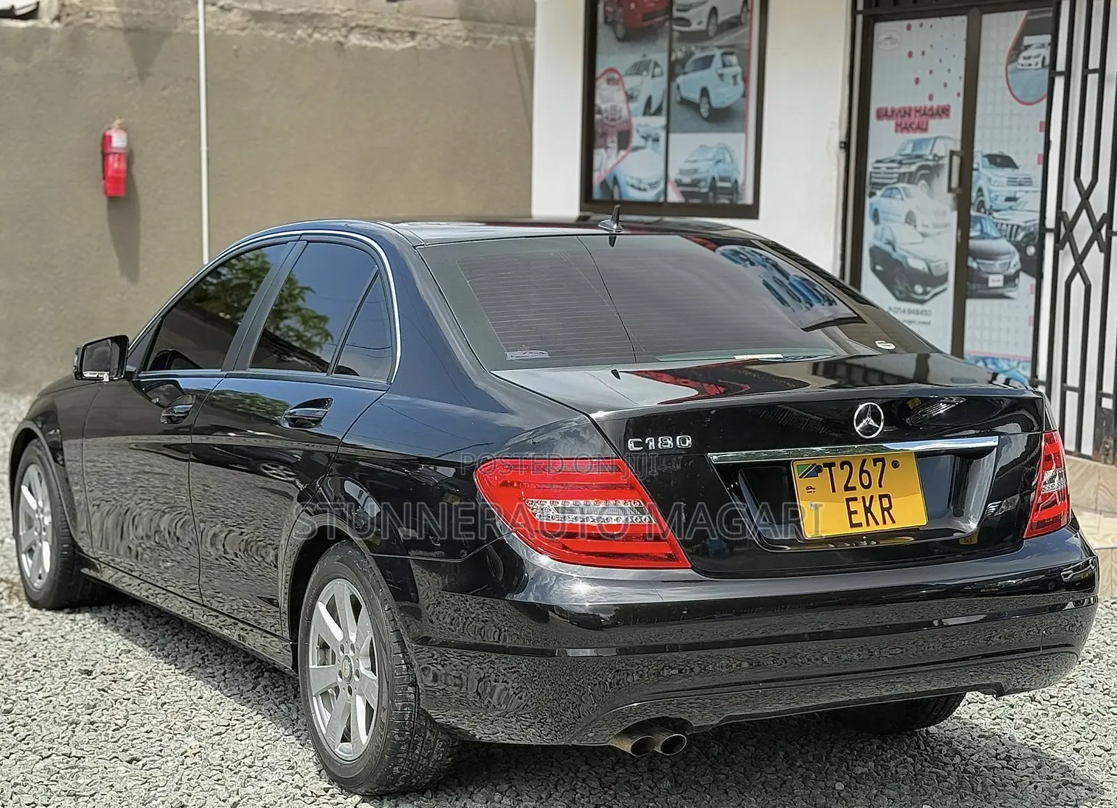 Mercedes-Benz C180 2012 Black