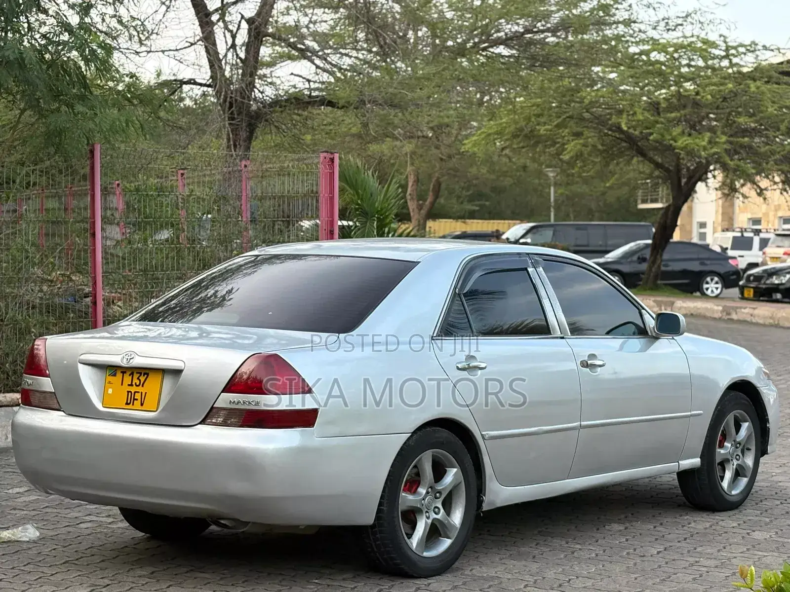 Toyota Mark II 2.0 RWD 2003 Silver