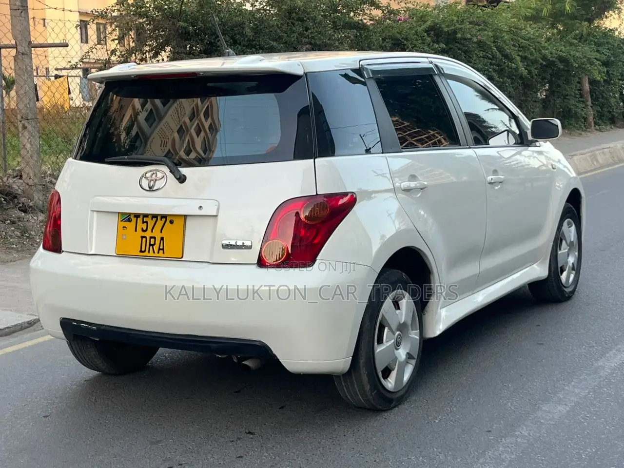 Toyota IST 2003 White