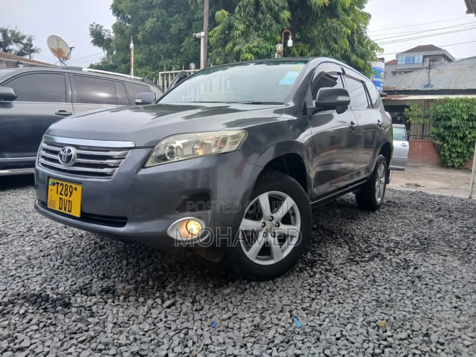 Toyota Vanguard 2012 Gray