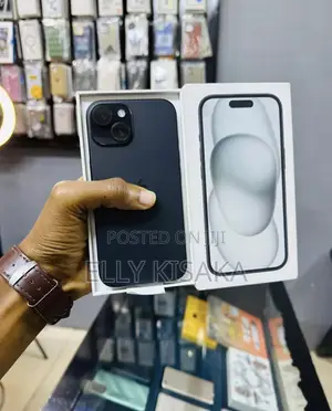 New Apple iPhone 15 128 GB Black