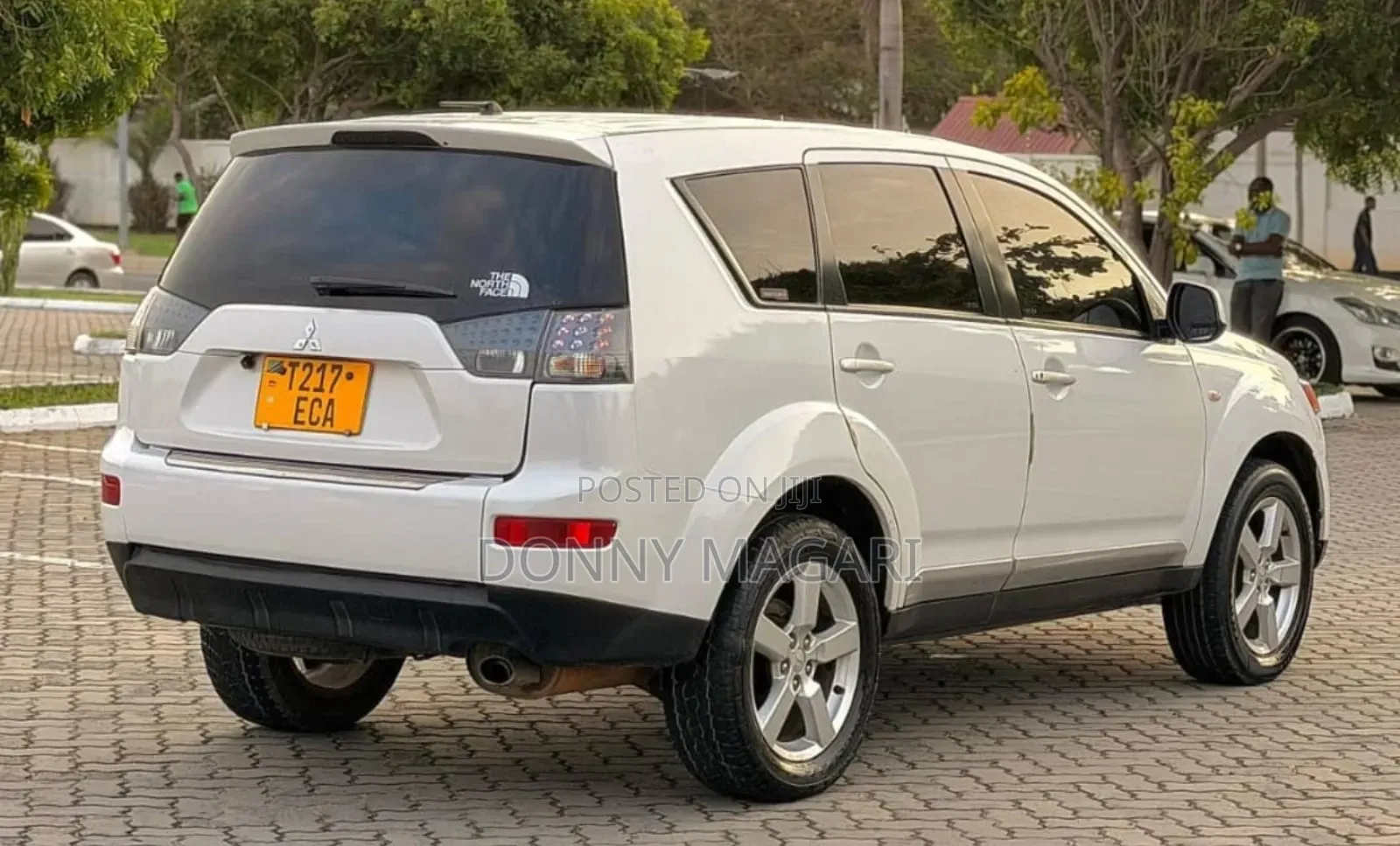 Mitsubishi Outlander 2006 White