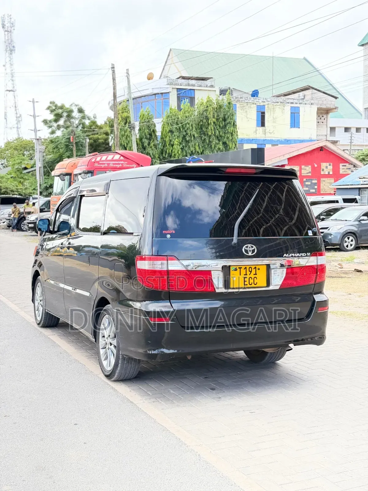 Toyota Alphard 2.4 Petrol AWD 2005 Black