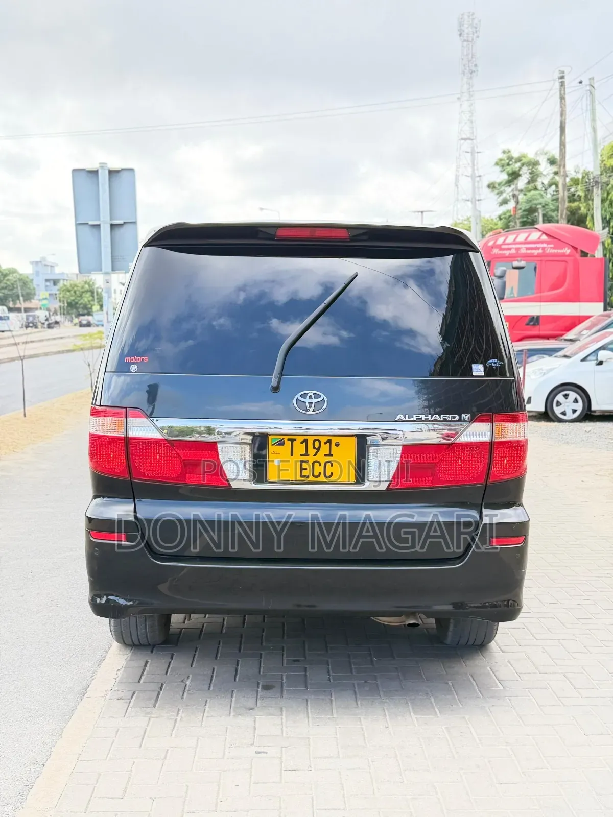 Toyota Alphard 2.4 Petrol AWD 2005 Black