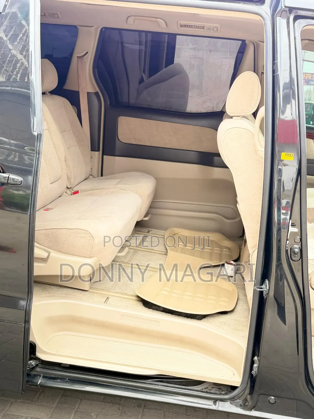 Toyota Alphard 2.4 Petrol AWD 2005 Black