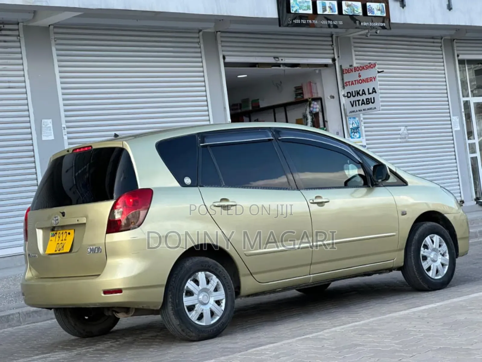 Toyota Corolla Spacio 2006 Gold