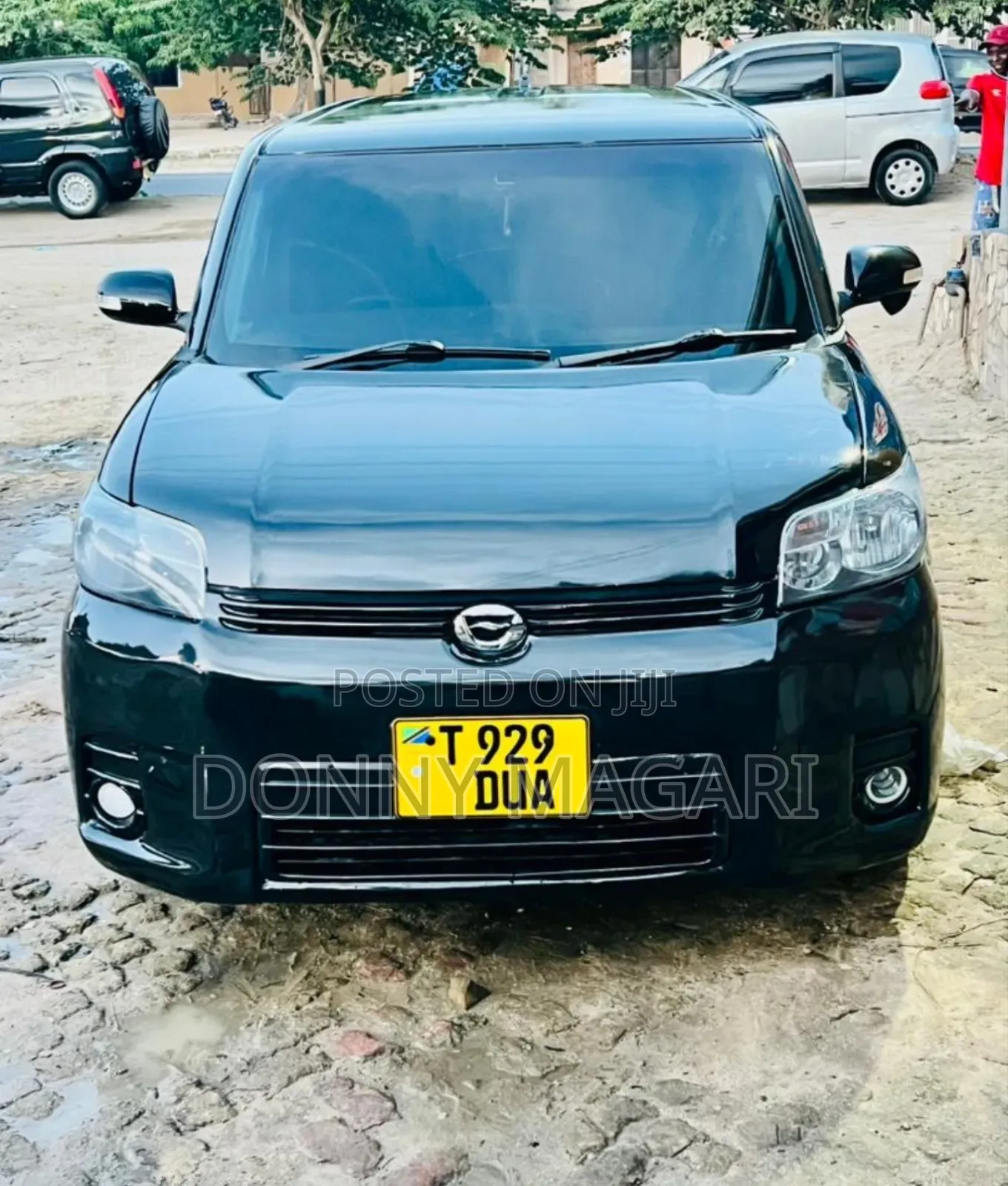 Toyota Corolla Rumion Hatchback 1.5 FWD 2010 Black