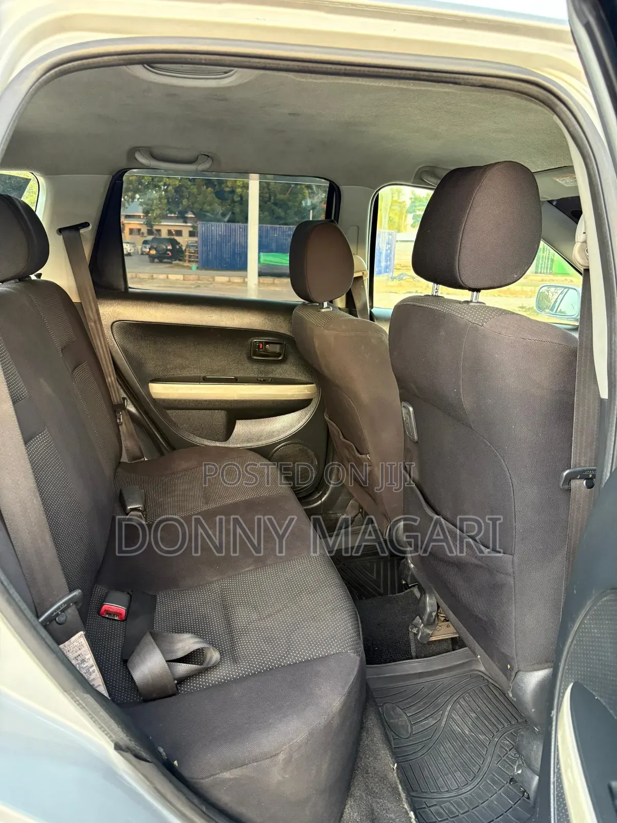 Toyota IST 2005 Silver