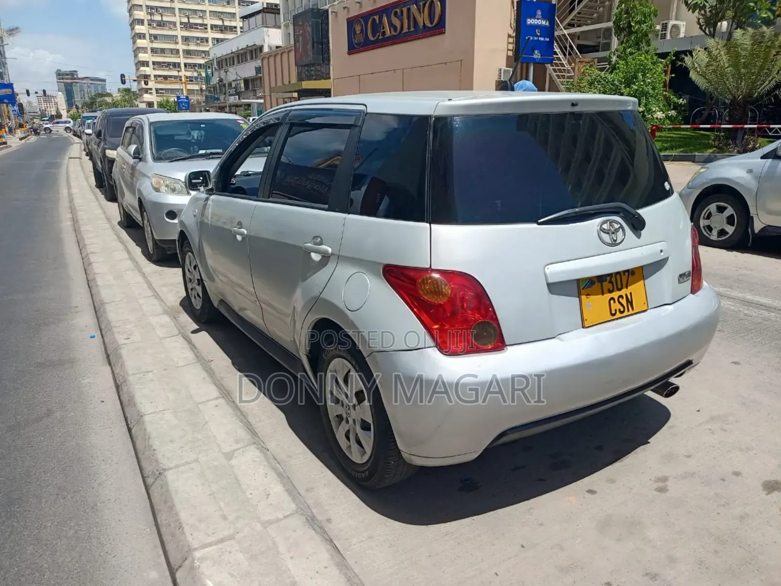 Toyota IST 2005 Silver