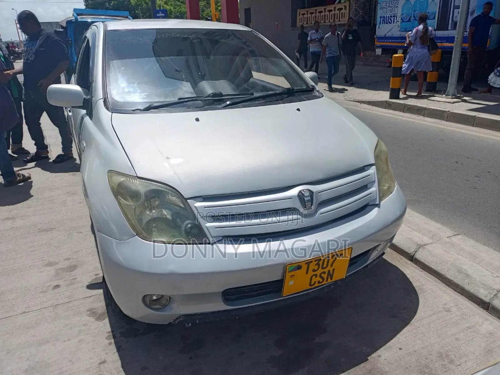Toyota IST 2005 Silver