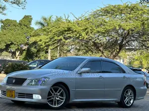 Toyota Crown Royale 2005 Silver