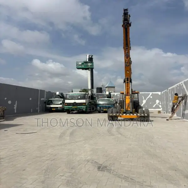 Used Hydra 14 Tons Capacity