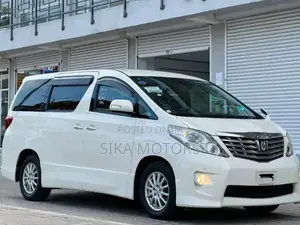 Toyota Alphard 2.4 Petrol AWD 2010 White