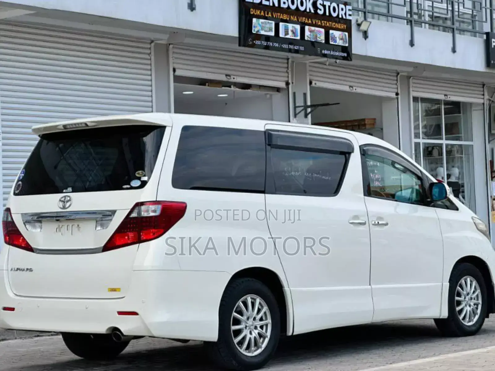 Toyota Alphard 2.4 Petrol AWD 2010 White