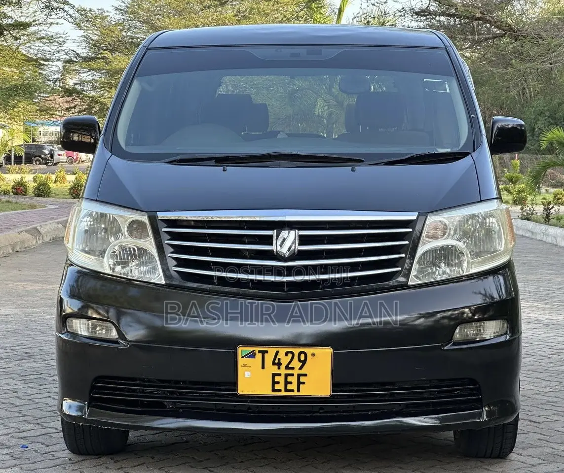 Toyota Alphard 2.4 Petrol FWD 2004 Black