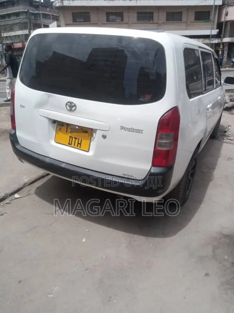 Toyota Probox 2004 White