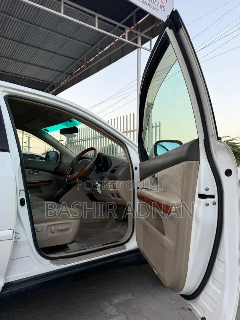 Toyota Harrier 2.4 2005 White