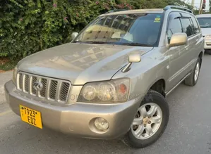 Toyota Kluger 2002 Gold