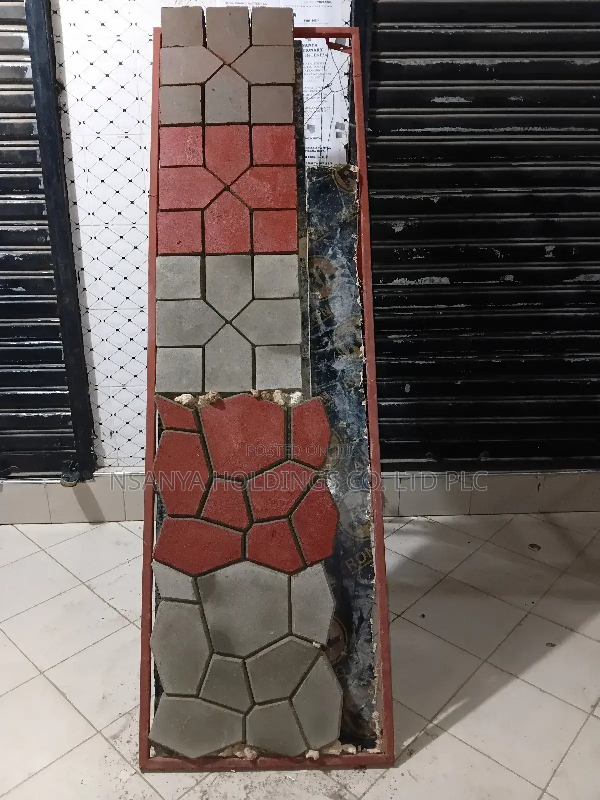 Paving Blocks Za Kisasa. Tunakuja Popote Kufyatua SQM 1 TSHS 25,000/=