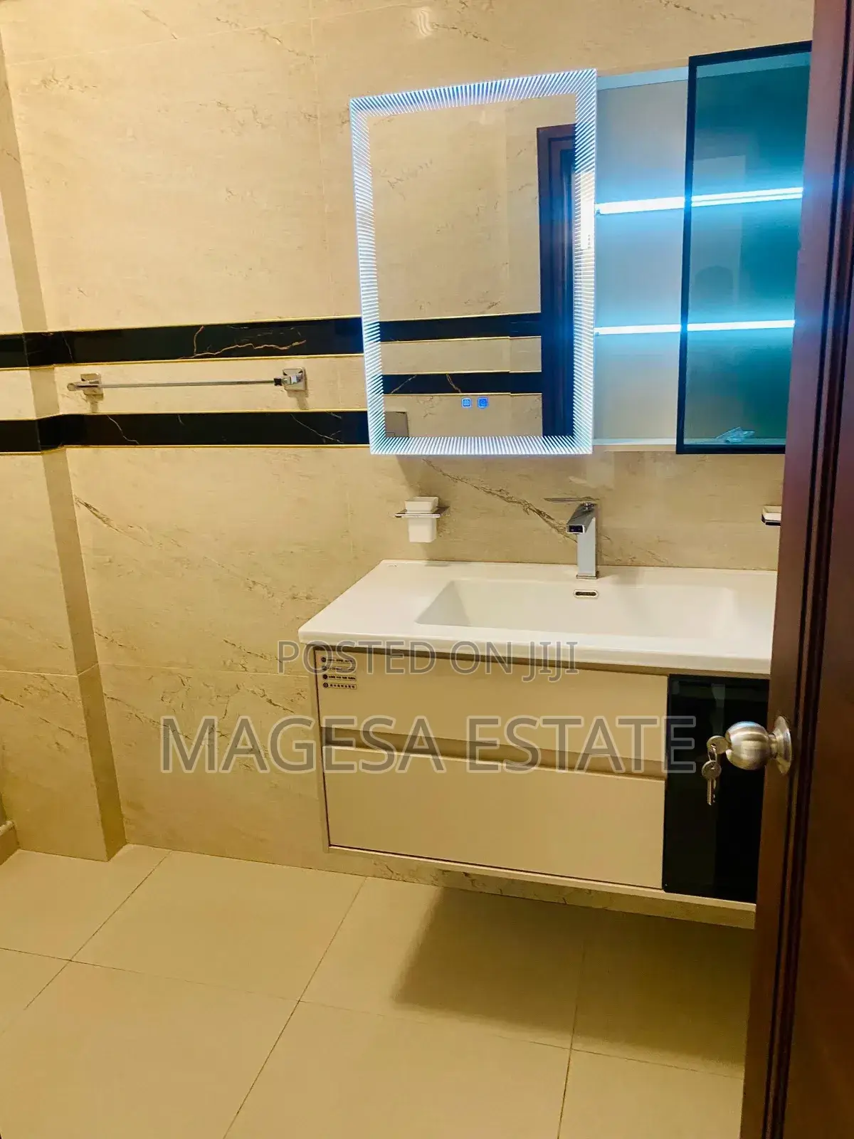Furnished 3bdrm Apartment in Masaki for sale